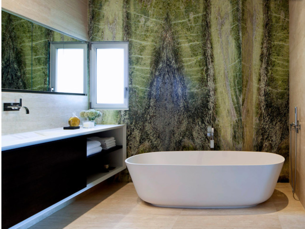 зеленый мрамор ванная